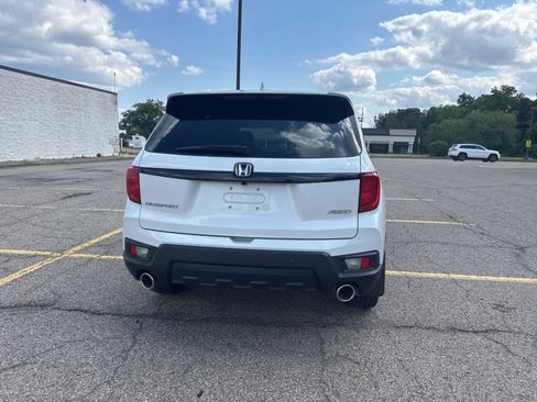Used 2025 Honda Passport EX-L image 30