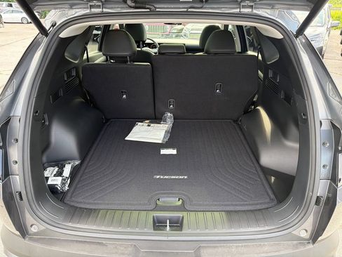 Certified 2025 Hyundai Tucson SEL AWD/4WD image 18