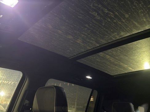 Certified 2024 Chevrolet Suburban Premier w/ Premium Package image 7