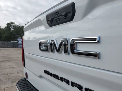 New 2026 GMC Sierra 1500 AT4 w/ Technology Package image 7