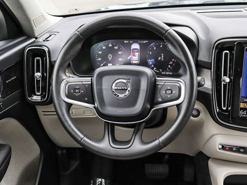 Used 2019 Volvo XC40 T5 Inscription AWD/4WD image 19