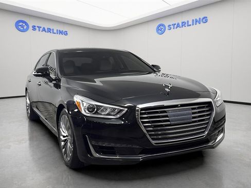 Used 2018 Genesis G90 3.3T Premium image 14
