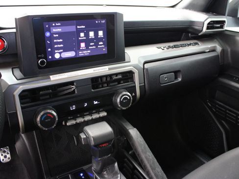 Used 2024 Toyota Tacoma TRD Sport RWD image 15