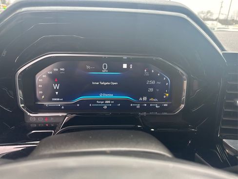 Used 2023 Chevrolet Silverado 1500 RST image 13