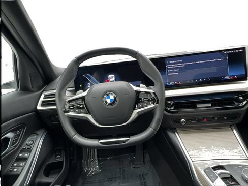 Used 2025 BMW 330i Sedan RWD image 37