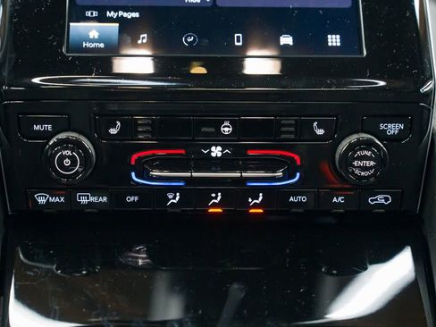 New 2026 Jeep Grand Cherokee L 4WD image 13