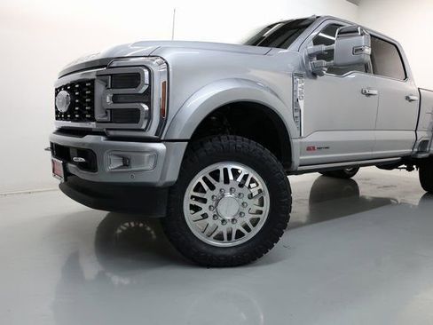 Used 2024 Ford F450 Platinum image 64