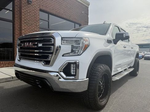 Used 2019 GMC Sierra 1500 SLT w/ SLT Premium Package image 10