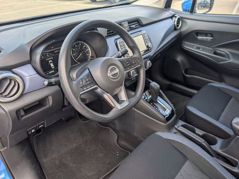 Used 2024 Nissan Versa SV FWD image 9