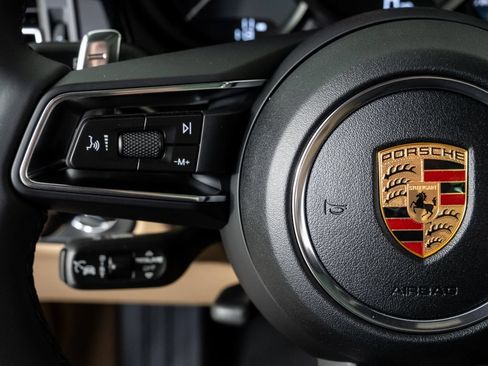 New 2026 Porsche Macan AWD/4WD image 10