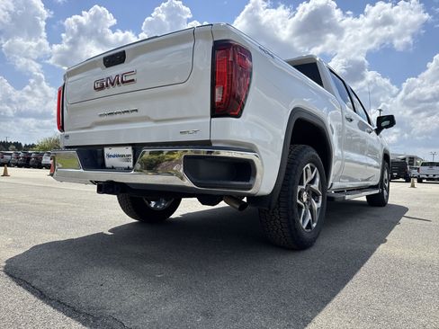 Used 2024 GMC Sierra 1500 SLT w/ SLT Premium Plus Package image 10