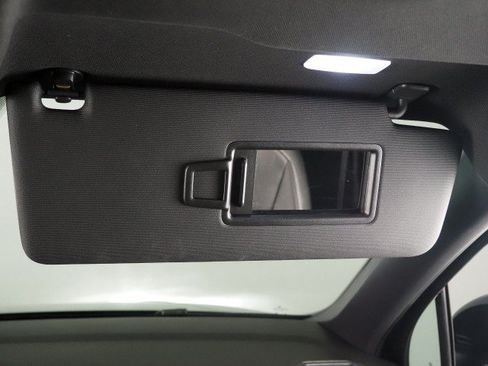 Used 2024 Volkswagen Tiguan SE R-Line FWD image 62