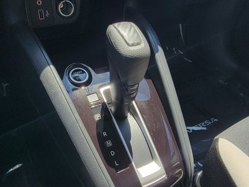 Used 2022 Nissan Versa SV w/ Trunk Package FWD image 31