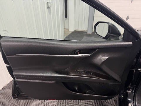 Used 2024 Toyota Camry SE FWD image 28
