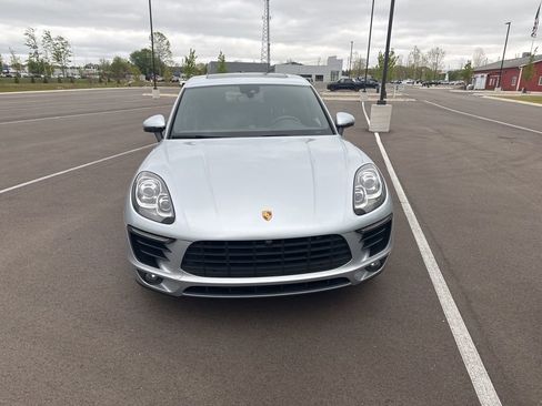 Used 2017 Porsche Macan AWD/4WD image 7