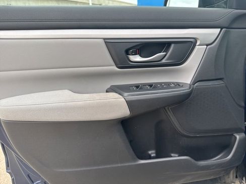 Used 2020 Honda CR-V LX image 10