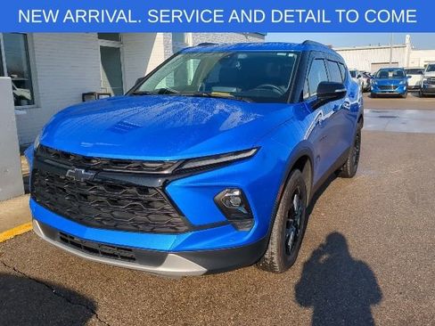 Used 2024 Chevrolet Blazer LT w/ Midnight/Sport Edition image 13