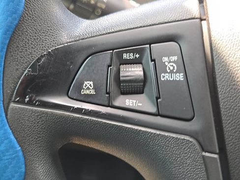 Used 2017 Chevrolet Equinox LS FWD image 23