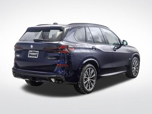 Used 2026 BMW X5 xDrive50e w/ M Sport Package AWD/4WD image 5
