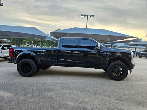 Used 2024 Ford F350 Lariat w/ Lariat Ultimate Package AWD/4WD image 4