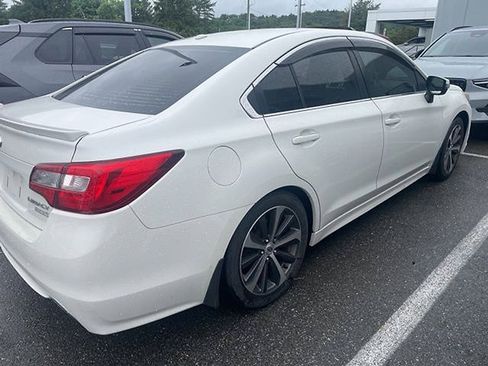 Used 2015 Subaru Legacy 2.5i Limited AWD/4WD image 7