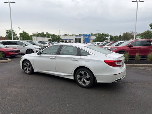 Used 2018 Honda Accord EX-L image 8