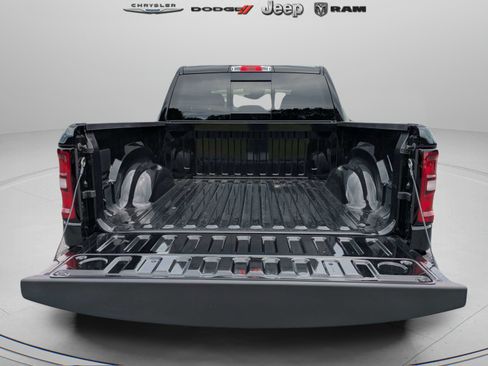 New 2026 RAM 1500 Big Horn AWD/4WD image 9