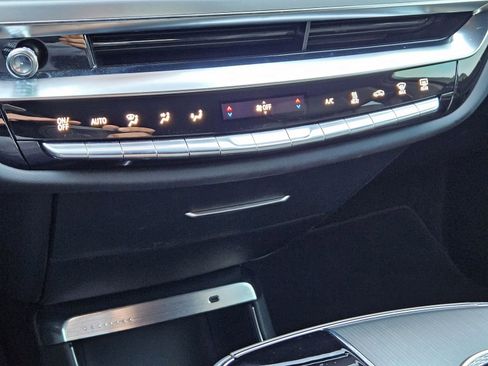 New 2025 Cadillac Lyriq Sport image 20