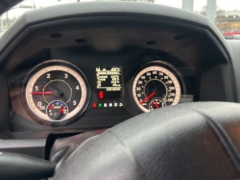 Used 2018 RAM 3500 Big Horn image 22