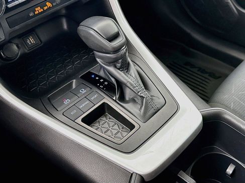 Certified 2025 Toyota RAV4 XLE FWD image 25