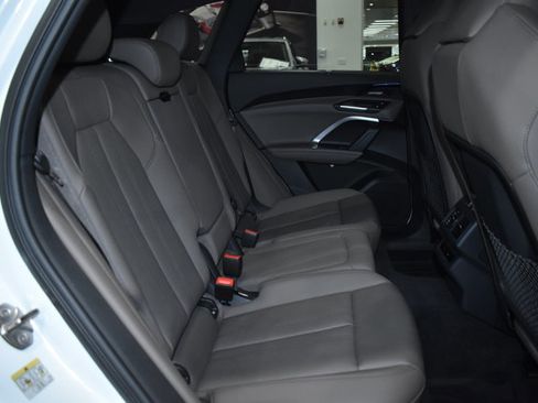 Used 2025 Audi Q5 Premium Plus w/ Premium Plus AWD/4WD image 27