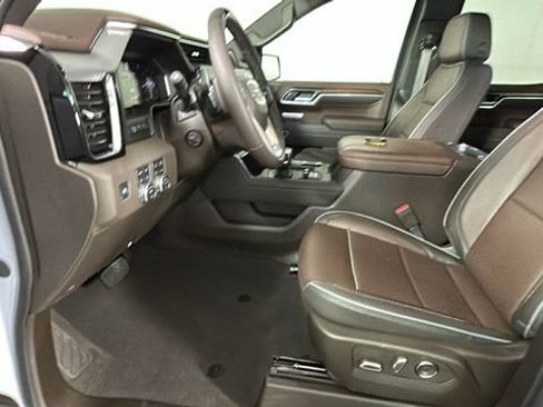 Used 2026 GMC Sierra 1500 Denali AWD/4WD image 12