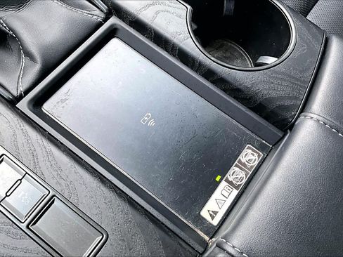 Used 2023 Lexus LX 600 4WD w/ Interior Upgrade Package image 32