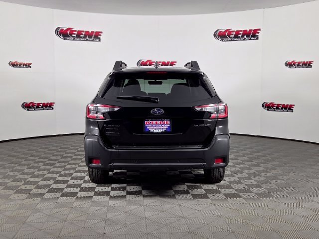 Used 2025 Subaru Outback Onyx Edition AWD/4WD image 8