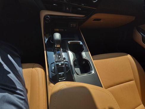 Used 2024 Lexus NX 250 FWD image 20