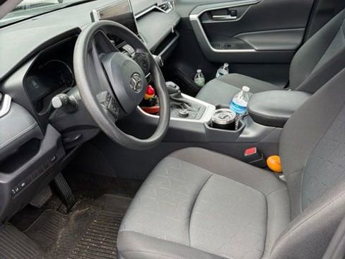 Used 2025 Toyota RAV4 XLE w/ Convenience Package AWD/4WD image 3