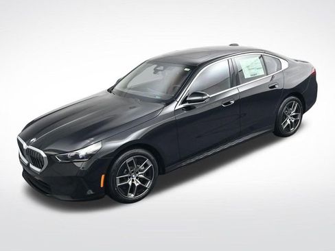 New 2026 BMW 540i xDrive w/ Premium Package AWD/4WD image 30