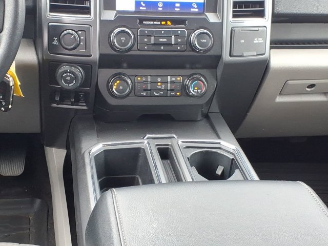 Used 2020 Ford F150 XLT w/ Equipment Group 302A Luxury AWD/4WD image 17