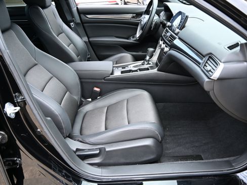 Used 2022 Honda Accord Sport image 17