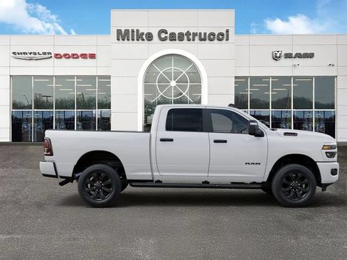 New 2026 RAM 2500 Big Horn AWD/4WD image 21