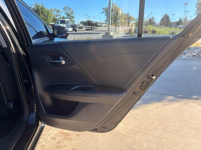 Used 2013 Honda Accord EX image 20