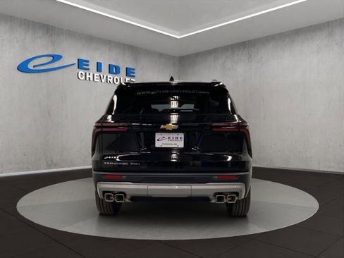 New 2026 Chevrolet Traverse LT w/ Driver Confidence Package image 4