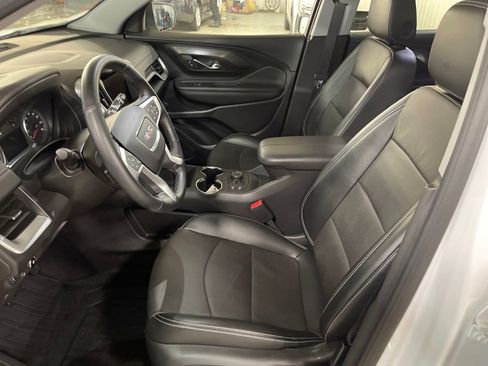 Certified 2023 GMC Terrain SLT w/ Elevation Edition image 9