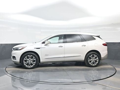 Used 2019 Buick Enclave Avenir w/ Avenir Technology Package AWD/4WD image 3