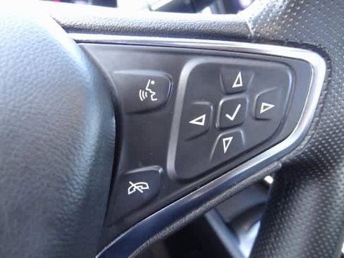 Used 2023 Chevrolet Malibu LT image 14