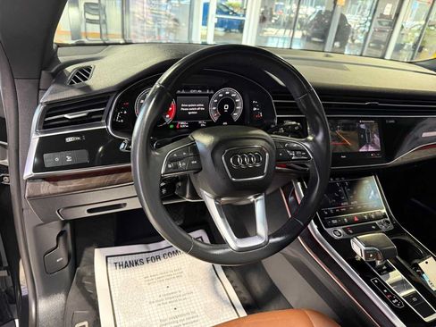 Used 2021 Audi Q8 Premium Plus w/ Premium Plus Package AWD/4WD image 32