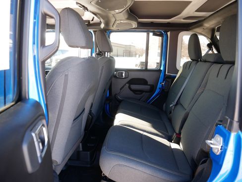 Used 2025 Jeep Wrangler Sport S w/ Convenience Group image 36