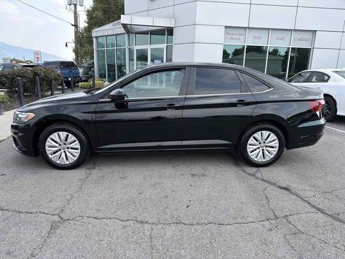 Used 2019 Volkswagen Jetta S w/ Driver Assistance Package FWD image 2