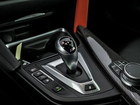 Used 2020 BMW M4 Coupe w/ Competition Package RWD image 31