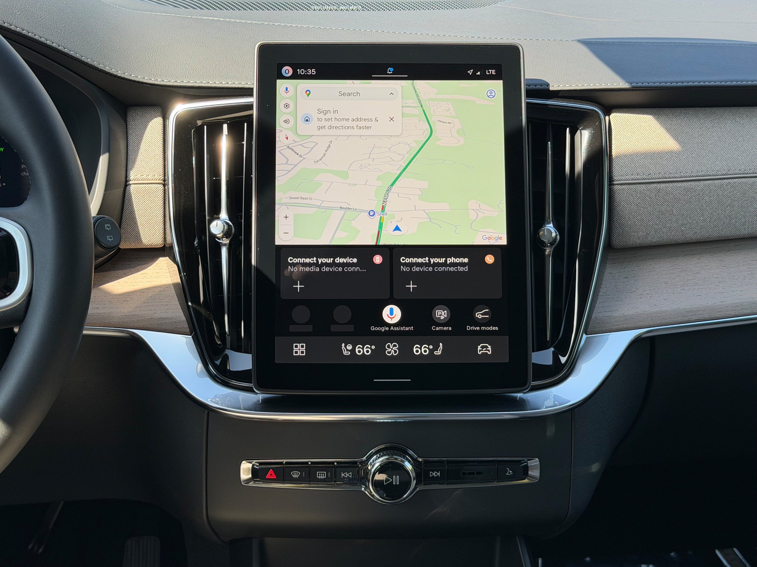 New 2026 Volvo XC90 T8 Plus w/ Protection Package Premier AWD/4WD image 13